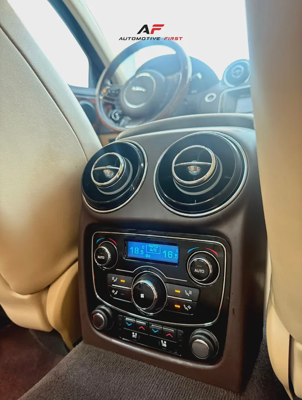 2014 Jaguar XJ Luxury (LWB) | GCC Specs