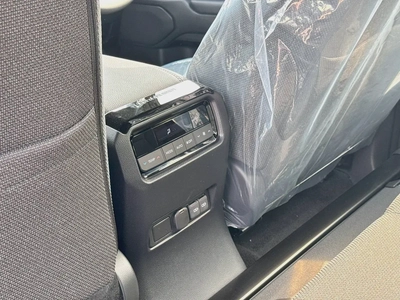 2025 PRADO RIGHT HAND DRIVE AR-TX 2.8L DIESEL 0KM-10