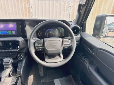 2025 PRADO RIGHT HAND DRIVE AR-TX 2.8L DIESEL 0KM-6