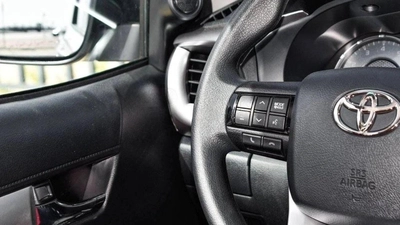 Toyota Hilux TOYOTA HILUX DC 2.7L 4X4 PETROL W/REAR CAMERA A/T MY24 2.7L Petrol 2024-3