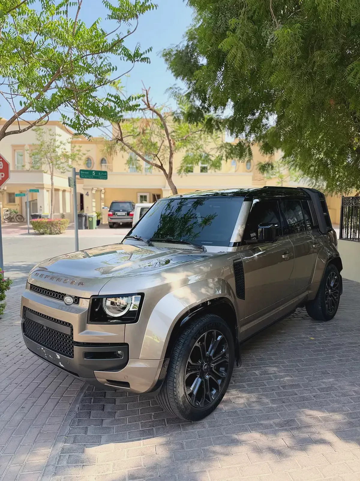 2025 Defender Octa 110 P635 Gcc  warranty and service-5-5