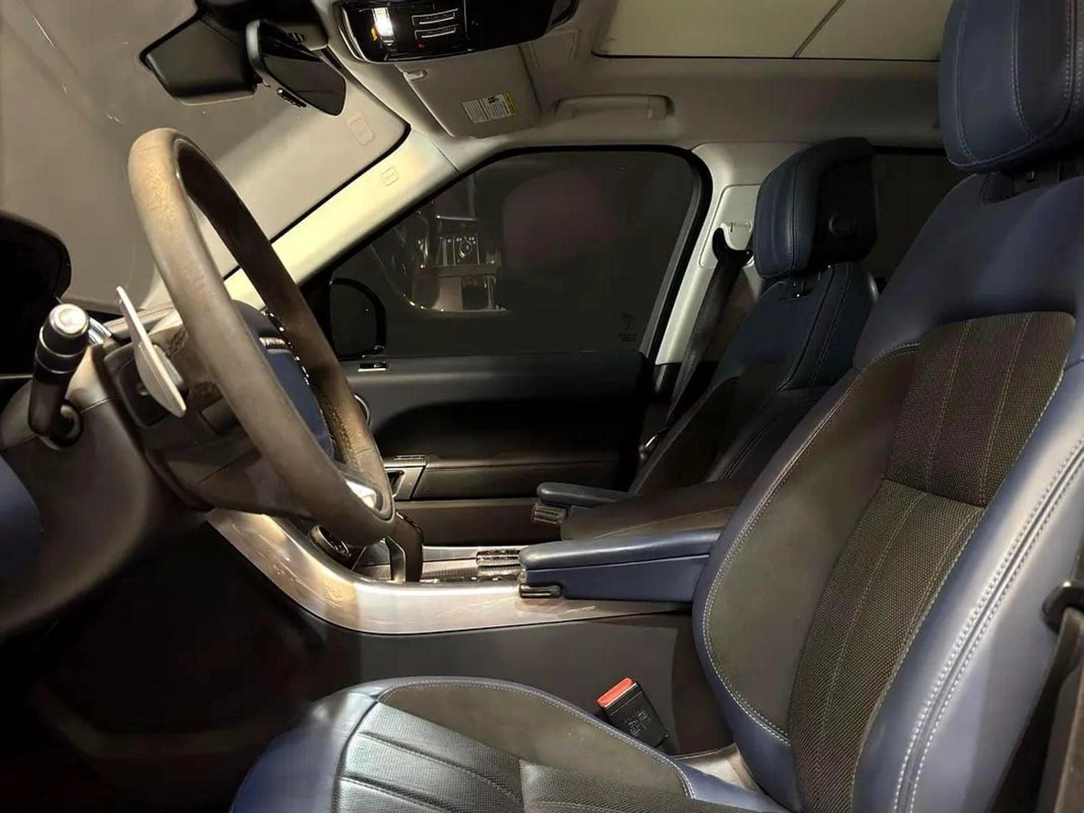 Land Rover Range Rover Sport HST e| AMERICAN SPEC | | WARRANTY AVAIALBLE-6-0