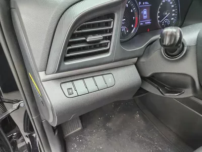 Hyundai Avante Smart 2019 - Korean Specs - Excellent Condition-18