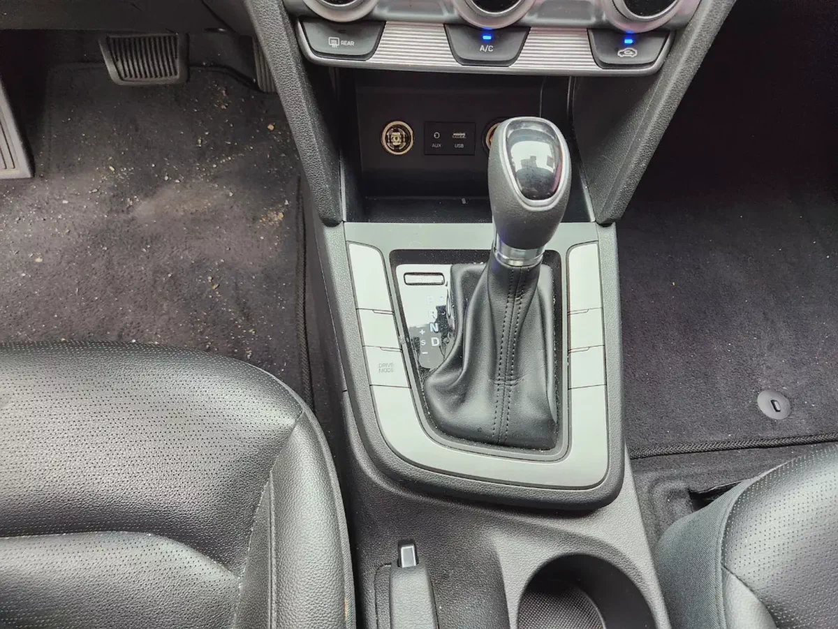 Hyundai Avante Smart 2019 - Korean Specs - Excellent Condition-14-14