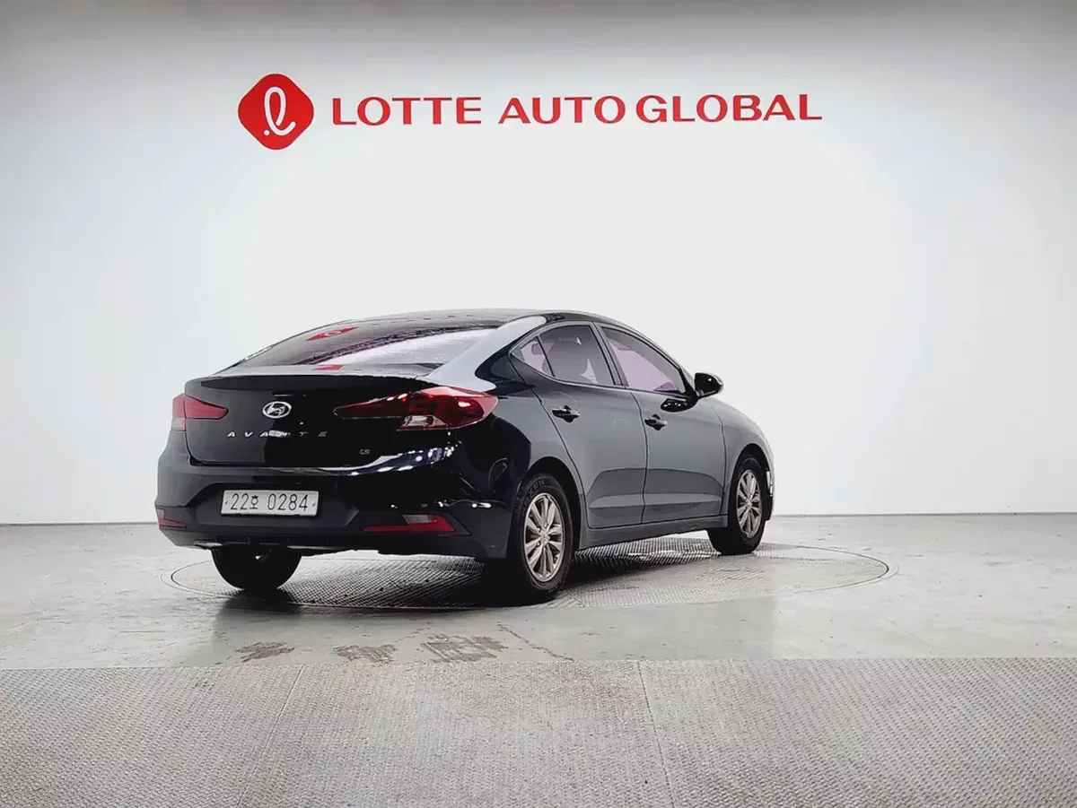 Hyundai Avante Smart 2019 - Korean Specs - Excellent Condition-1-1