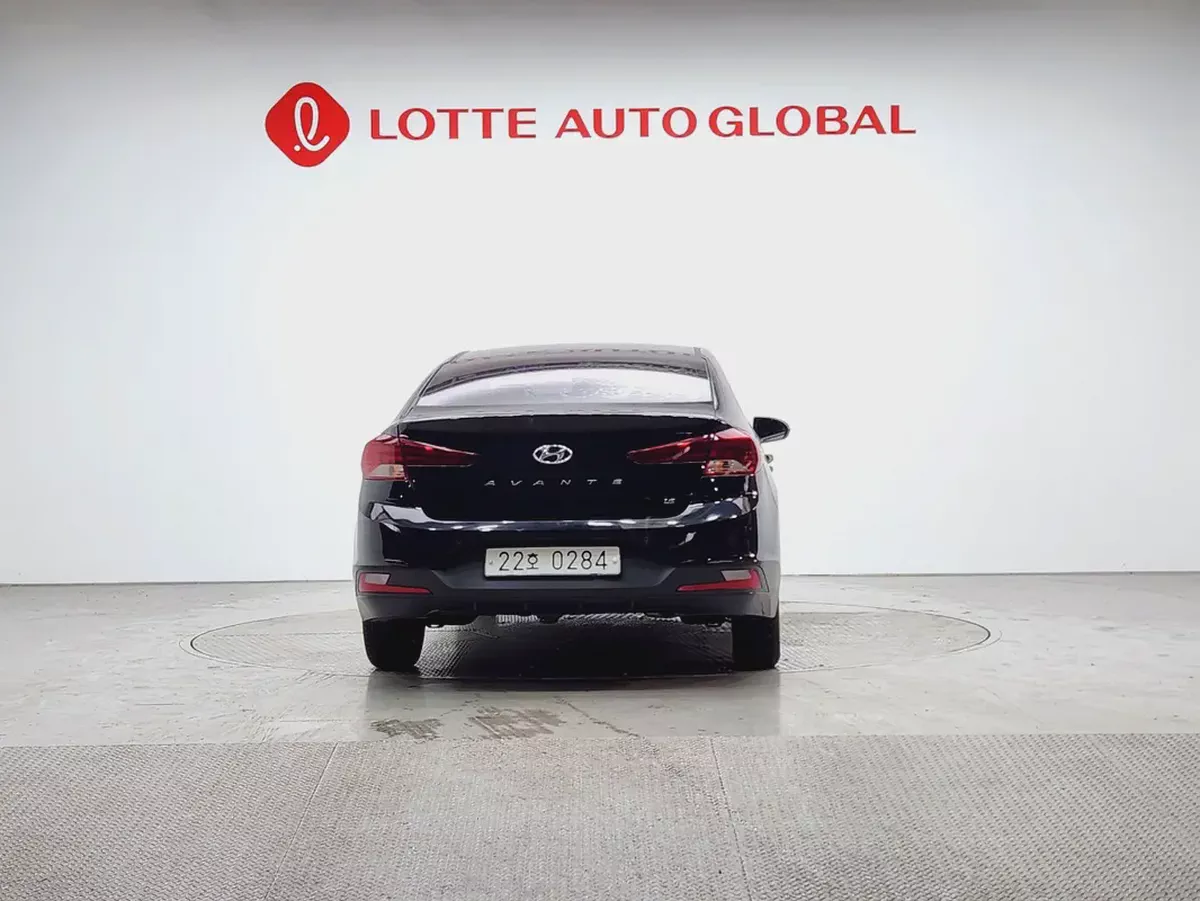 Hyundai Avante Smart 2019 - Korean Specs - Excellent Condition-4-4