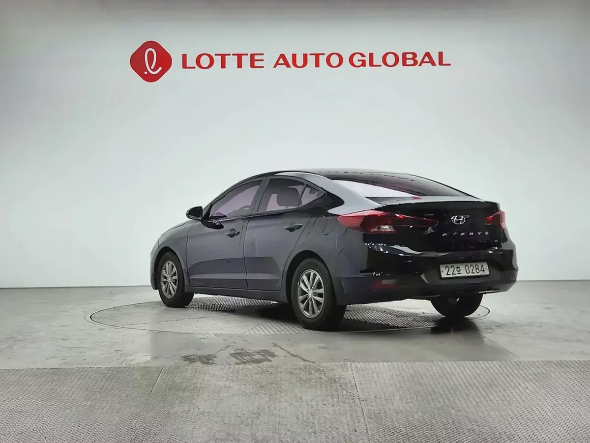 Hyundai Avante Smart 2019 - Korean Specs - Excellent Condition-5-5
