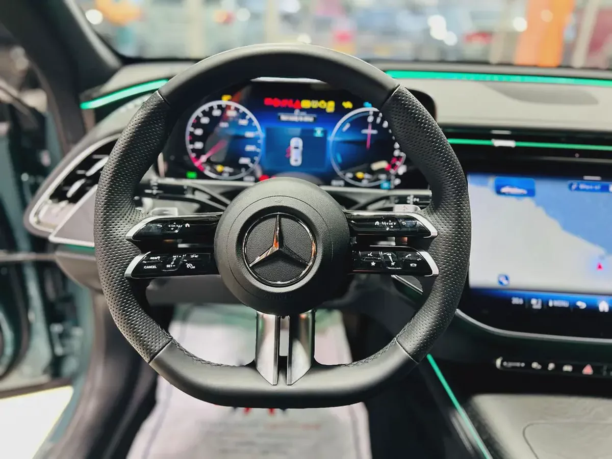 Mercedes-Benz E-Class E 300 PHEV HYBRID 2025 - European Specs-8-8