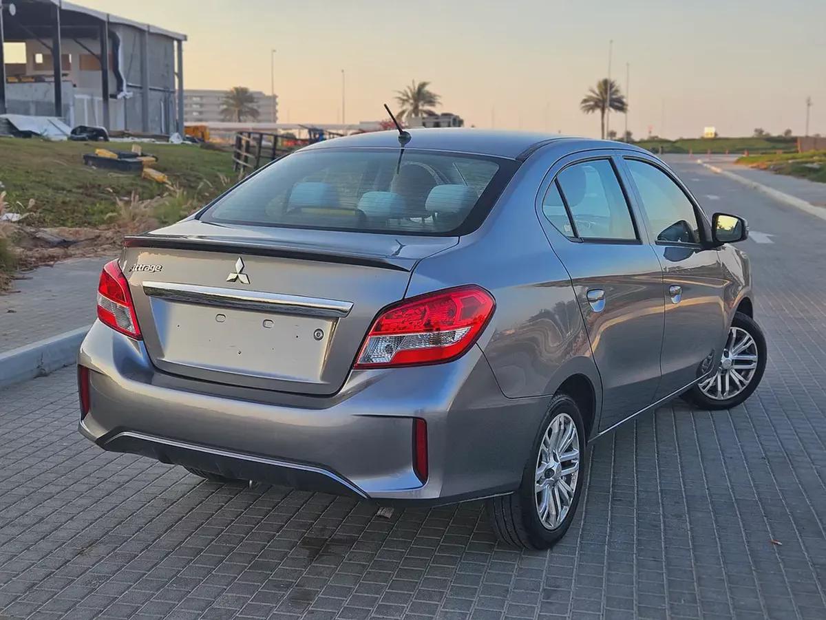 Mitsubishi Attrage 2022 | GCC Specs | Well Maintained Premium Condition Low KM Family Sedan-11-11