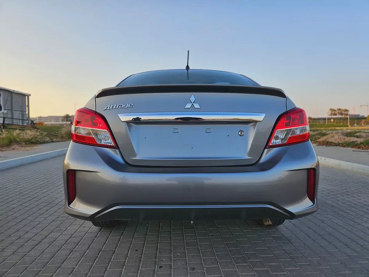 Mitsubishi Attrage 2022 | GCC Specs | Well Maintained Premium Condition Low KM Family Sedan-14-14