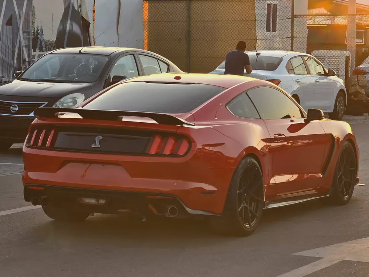 فورد موستانج 2017 مواصفات امريكية GT 8 سلندر بحالة جيدة-3-3