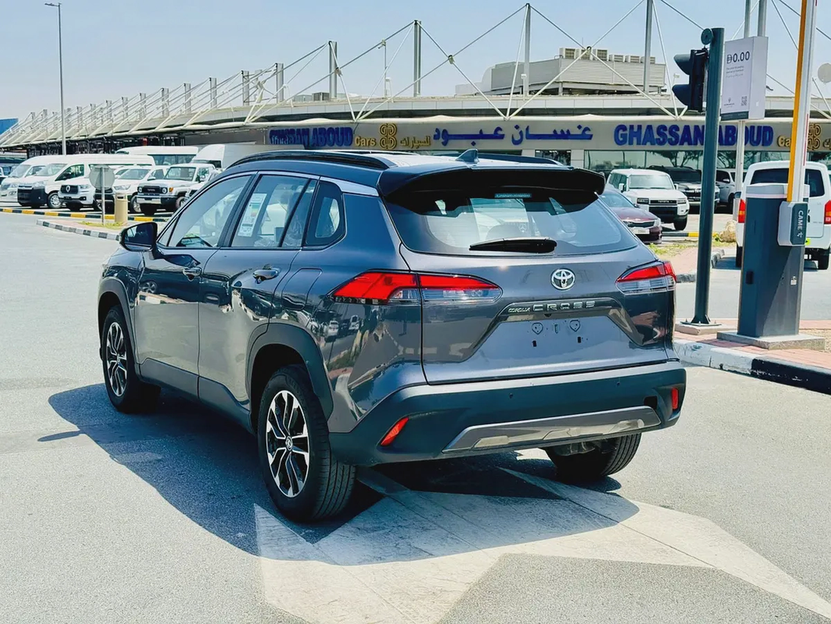 2025 Toyota Corolla Cross GLI - GCC Specs - Brand New!-3-3