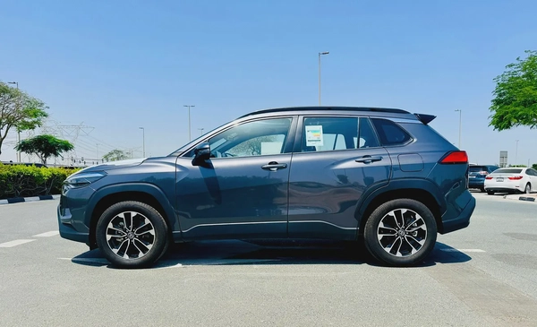 2025 Toyota Corolla Cross GLI - GCC Specs - Brand New!