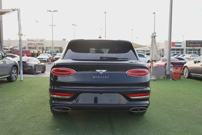 New Bentley Bentayga 4.0L V8 Design Series 2022-13