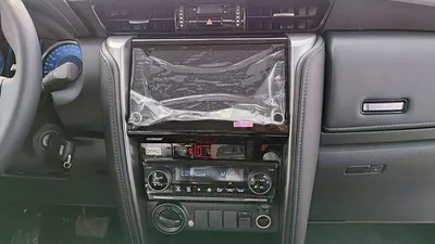 Toyota Fortuner EXR Toyota Fortuner / 2.4L V4 Diesel /  Climate Control / Only for Africa Special Price-14