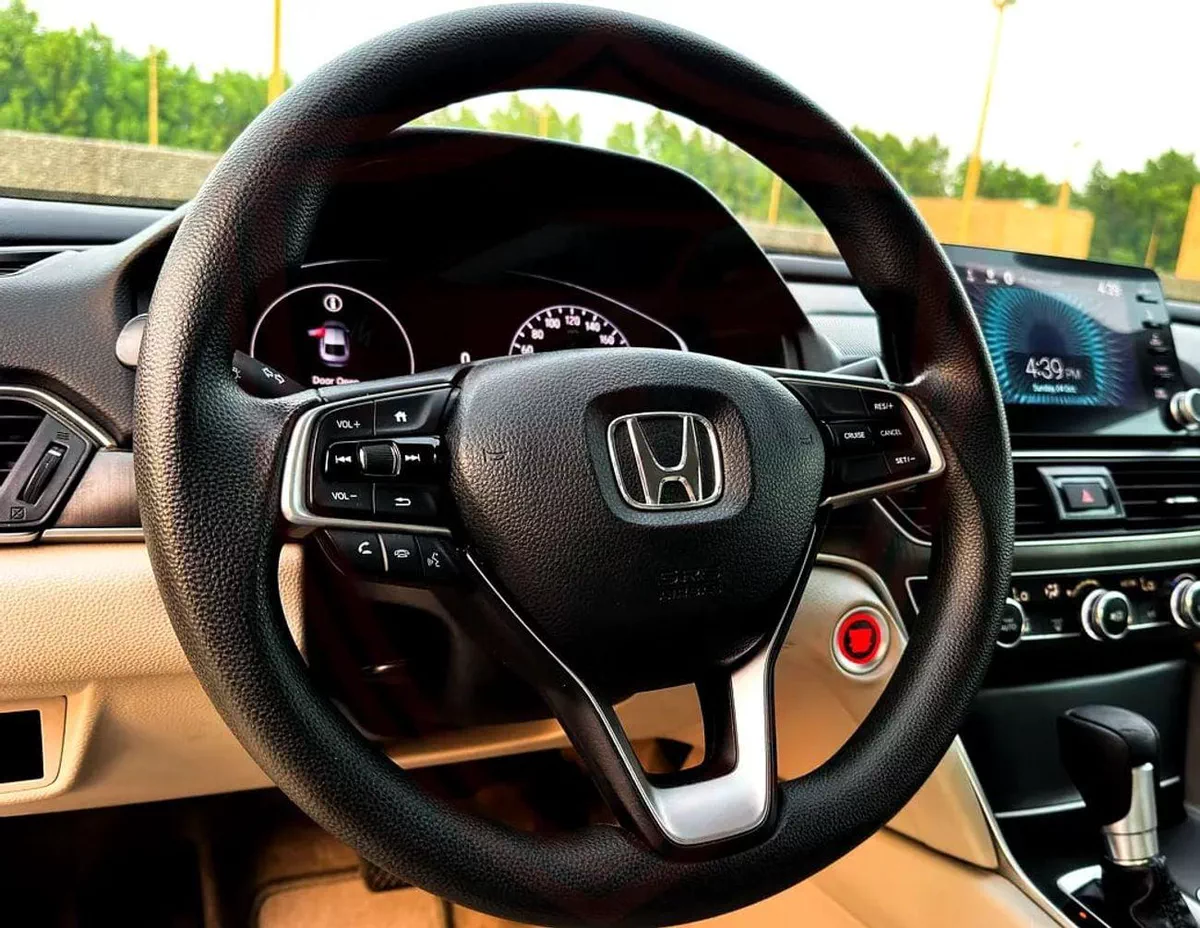 Honda Accord LX 1.5 L | | GCC | Accident-Free | In Excellent Condition | 991 P.M-12-0