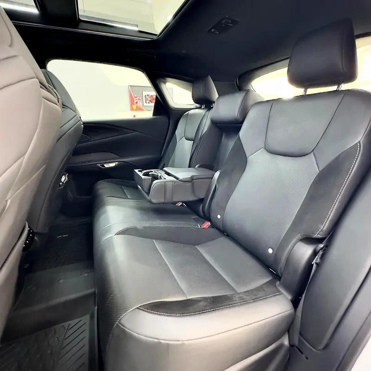 2023 Lexus RX 500h F Sport-14-14