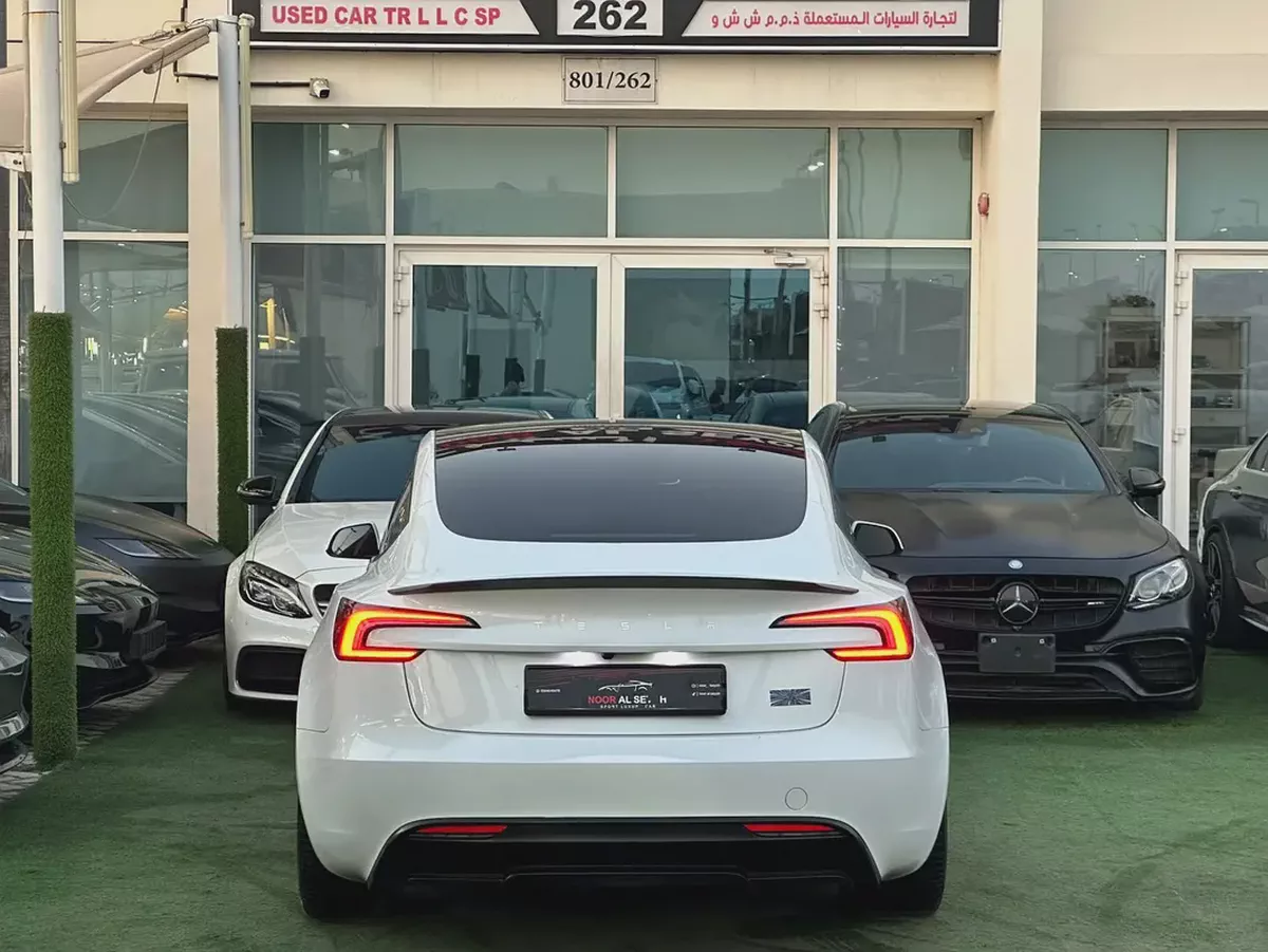 Tesla Model 3 Performance 2024 | GCC Specs | Like New-1-1