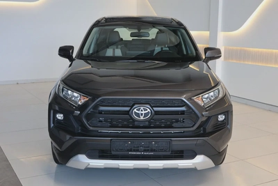 RAV4 ADVENTURE 4WD - GCC SPECS - ACCIDENT FREE - FULL SERVICE HISTORY - UNDER WARRANTY --6