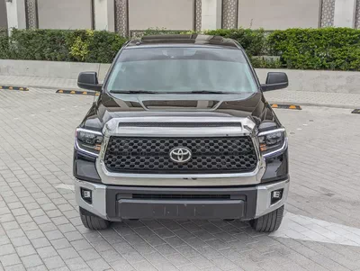 Toyota Tundra CrewMax Limited 2019 | 5.7L i-Force V8 | Full Size Luxury Pickup-2