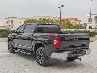 Toyota Tundra CrewMax Limited 2019 | 5.7L i-Force V8 | Full Size Luxury Pickup-3