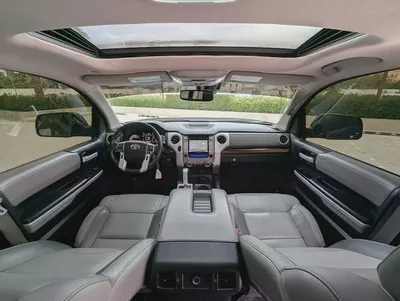 Toyota Tundra CrewMax Limited 2019 | 5.7L i-Force V8 | Full Size Luxury Pickup-8