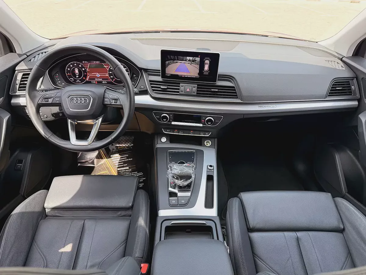 Audi Q5 2018 45 TFSI quattro S line GCC Specs With Full Service History In Excellent Condition-12-12