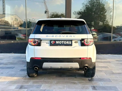 Land Rover Discovery 2018 | Excellent Condition | Reliable SUV | monthly 3,300 AED-2
