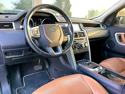 Land Rover Discovery 2018 | Excellent Condition | Reliable SUV | monthly 3,300 AED-1