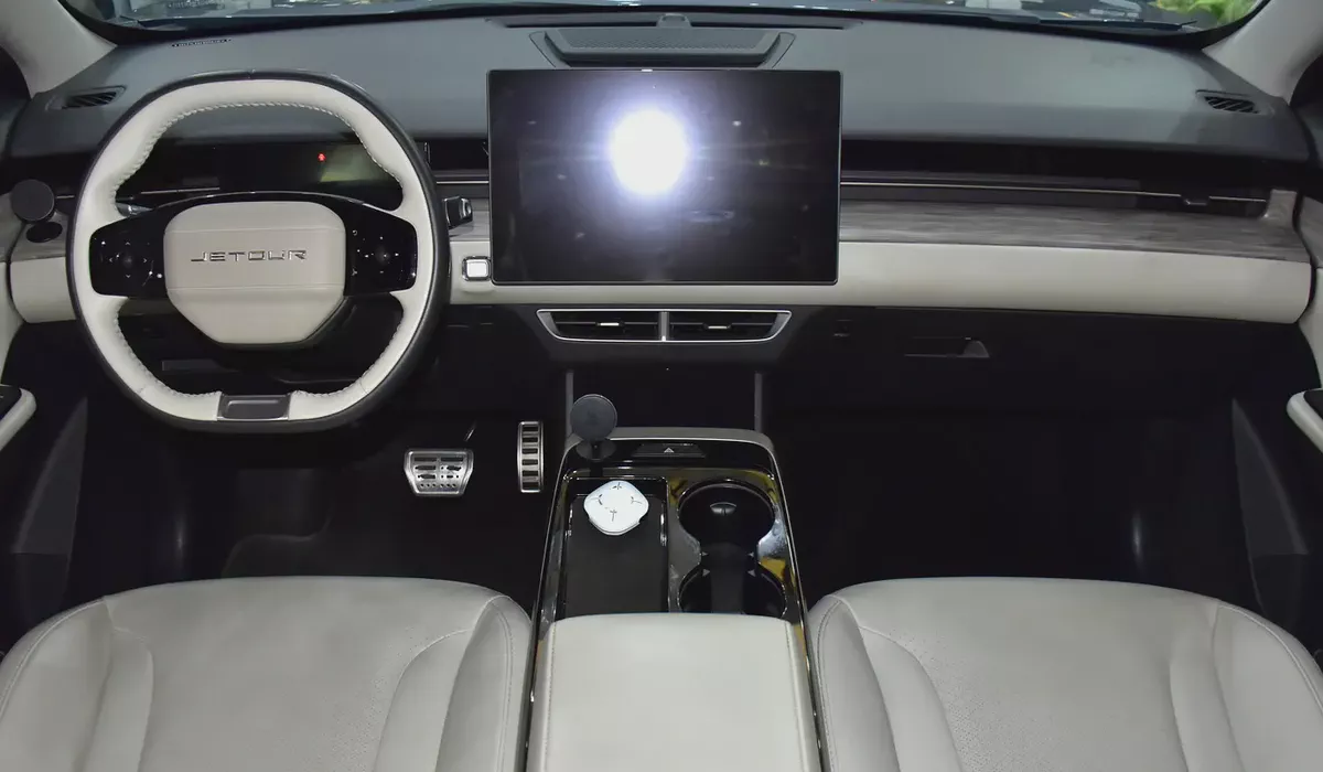 AED 975 EMi for 5Yrs | Jetour Dashing 1.6L ( 2024 Model ) in Grey Color GCC Specs-10-10