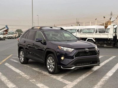 Toyota RAV4 2019 Toyota Rav4 XLE Full Option 2.5L V4 - Rear Camera - Leather Seat - Sunroof - AWD 4x4-0