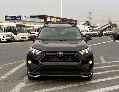 Toyota RAV4 2019 Toyota Rav4 XLE Full Option 2.5L V4 - Rear Camera - Leather Seat - Sunroof - AWD 4x4-1