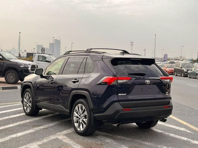Toyota RAV4 2019 Toyota Rav4 XLE Full Option 2.5L V4 - Rear Camera - Leather Seat - Sunroof - AWD 4x4-4