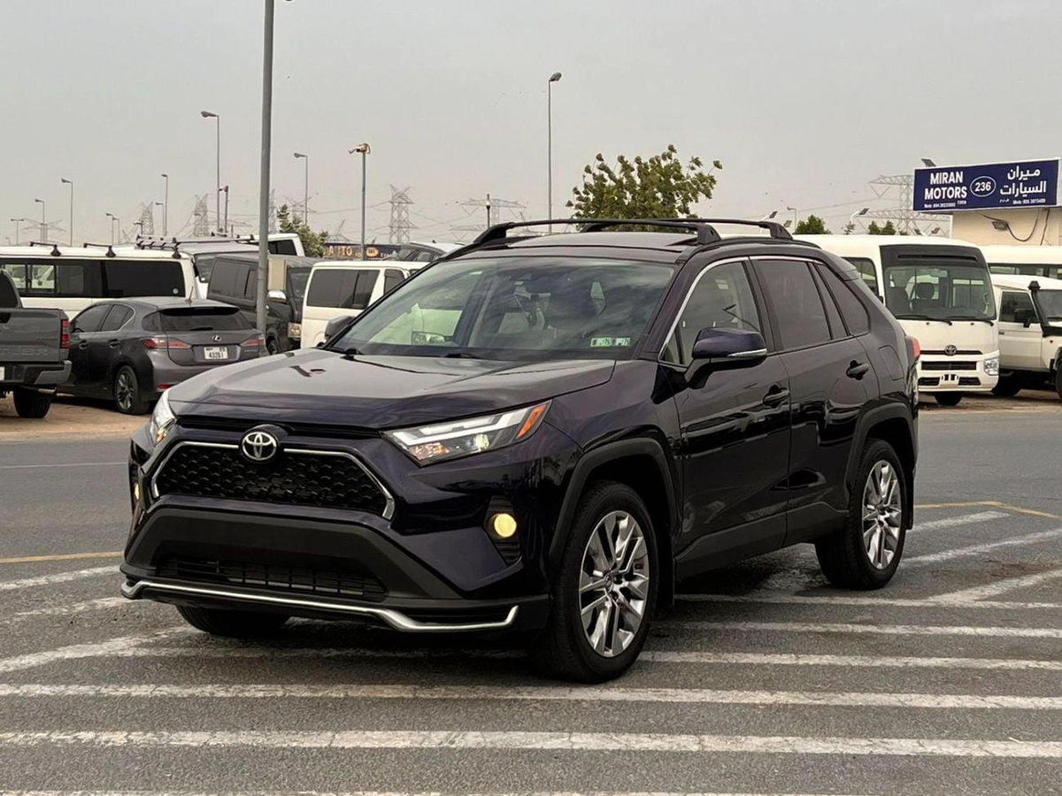 Toyota RAV4 2019 Toyota Rav4 XLE Full Option 2.5L V4 - Rear Camera - Leather Seat - Sunroof - AWD 4x4-2-0