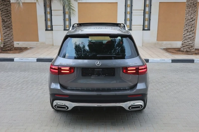 MERCEDES-BENZ GLB 250-2025-11000-GCC SPECS-UNDER WARRANTY  SERVICE-3
