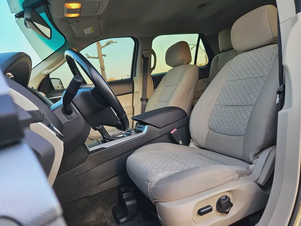 Well Maintained 2013 Ford Explorer | GCC Specs Premium Condition Perfect Family SUV-6-6