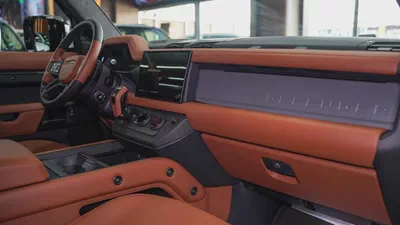 2025 Land Rover Defender 110 Octa - Brand New-11