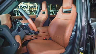 2025 Land Rover Defender 110 Octa - Brand New-12