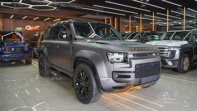 2025 Land Rover Defender 110 Octa - Brand New-2