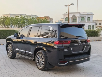 Toyota Land Cruiser GXR 2017 Facelifted 2025 With Interior and Exterior | GCC Specs | V6 Engine |-14