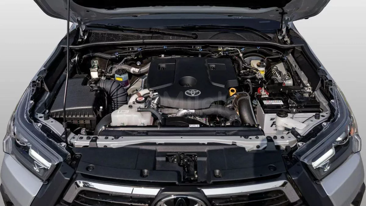Toyota Hilux TOYOTA HILUX DC MHEV | 2-YEAR WARRANTY + SERVICE AVAILABLE | 0% DOWNPAYMENT (BA-2-2