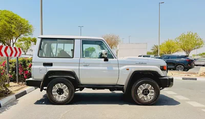 Toyota LC 71 4.0L AT Full Option 2026 | GCC Specs-6