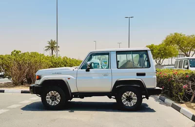 Toyota LC 71 4.0L AT Full Option 2026 | GCC Specs-7