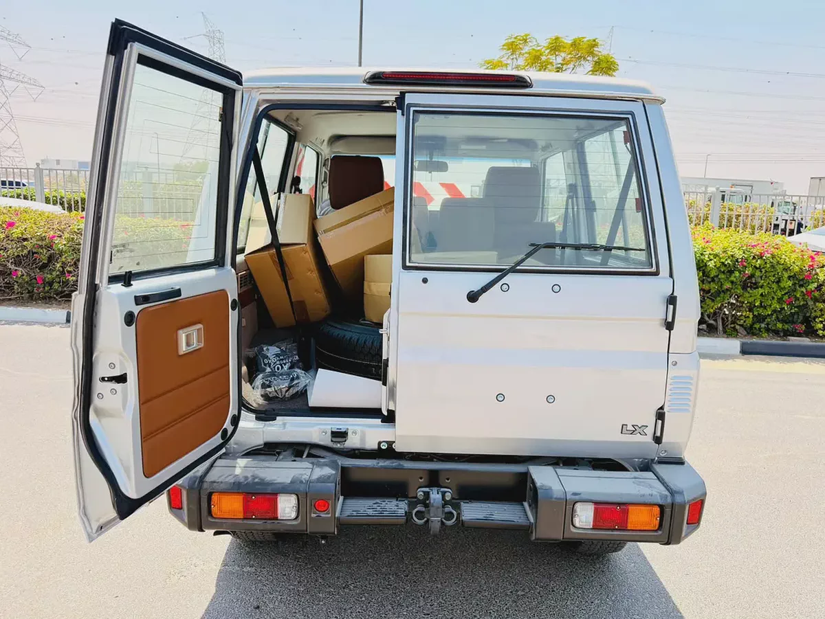 Toyota LC 71 4.0L AT Full Option 2026 | GCC Specs-12-12
