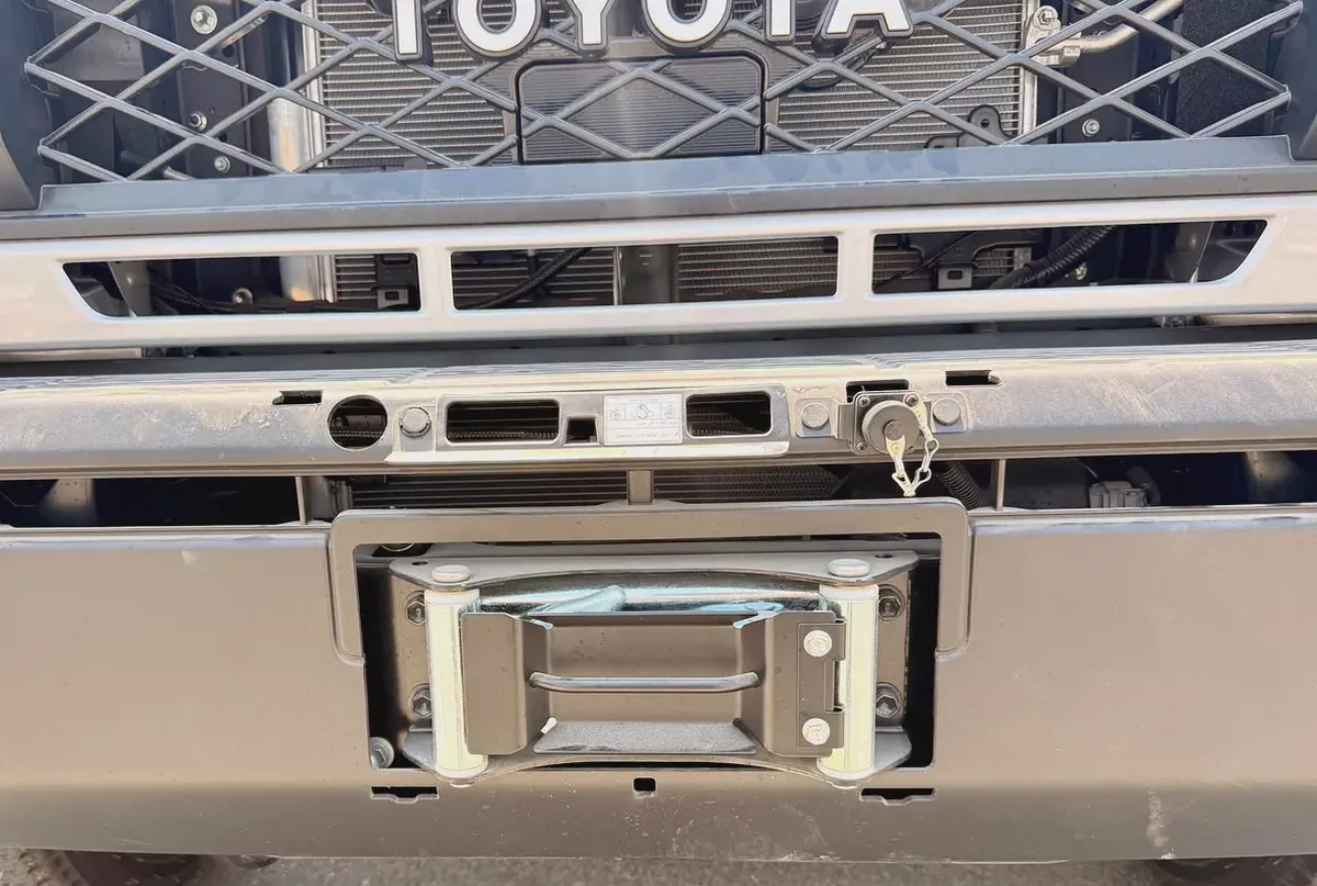 Toyota LC 71 4.0L AT Full Option 2026 | GCC Specs-16-16