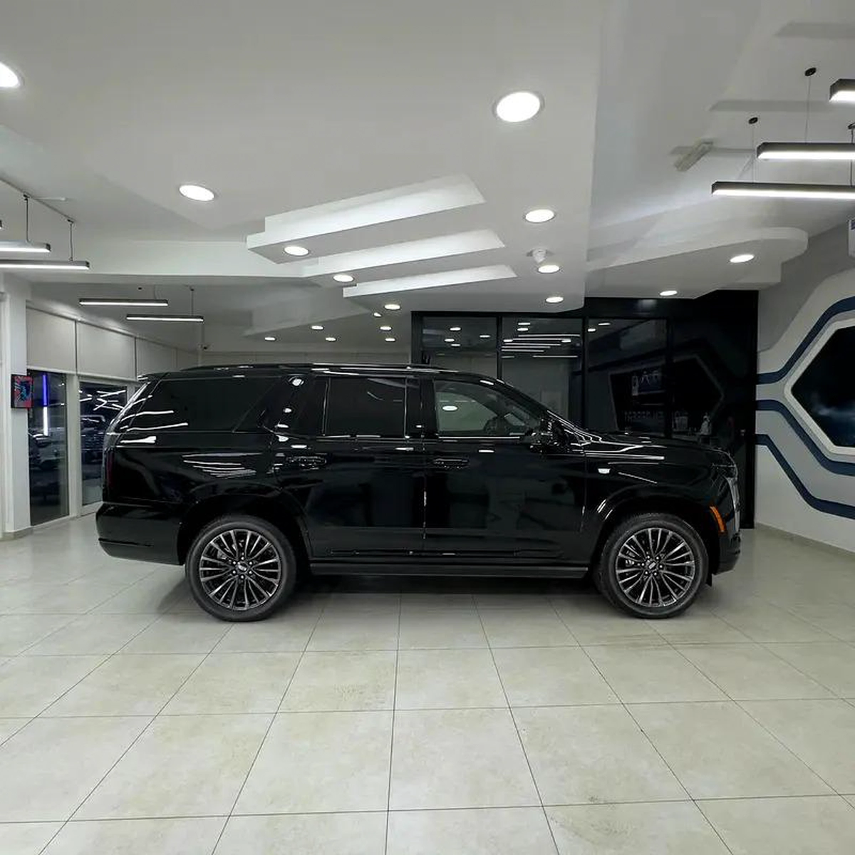 2026 Cadillac Escalade Sport Platinum-8-8