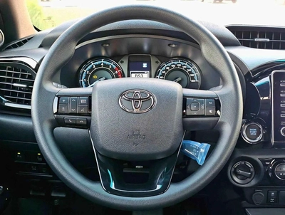 Toyota Hilux ADVENTURE  | PUSH START | 360 CAMERA | 18 AWHEELS WITH ROLL BAR | AUTO A.C (CODE #-17