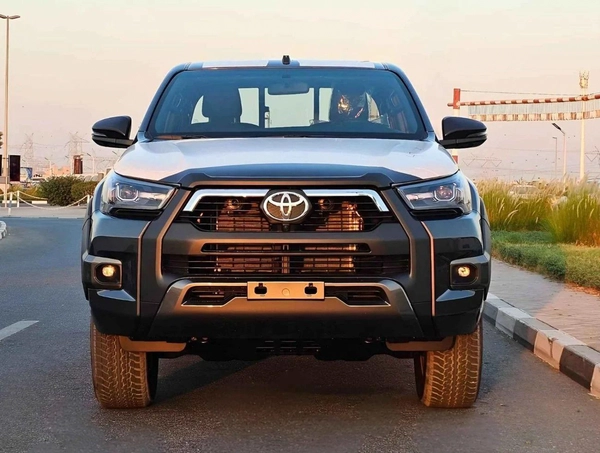 Toyota Hilux ADVENTURE  | PUSH START | 360 CAMERA | 18 AWHEELS WITH ROLL BAR | AUTO A.C (CODE #