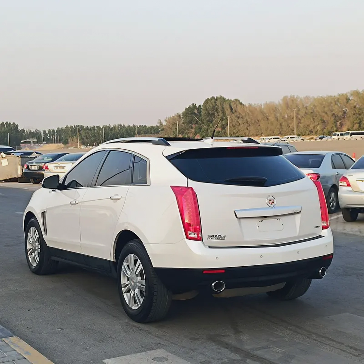 2015 Cadillac SRX Premium | GCC Specs | Well Maintained-3-3