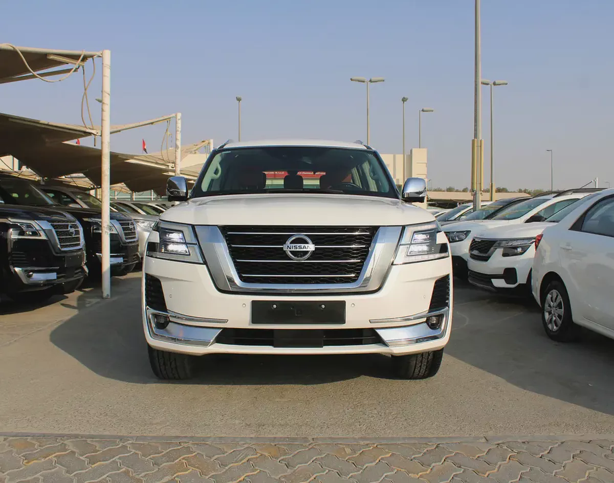 Nissan Patrol 2021 LE Platinum | GCC Orginal paint-1-1